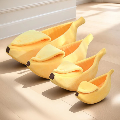 Cozy banana bed - banana, winter